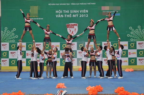 “Zoom-in” bộ môn cheerleading ngày càng “hút” teen Việt 7