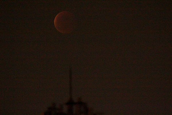 Ngắm trọn vẹn hình ảnh "mặt trăng máu" trên bầu trời Việt Nam 14
