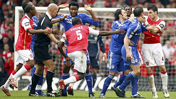 Những cuộc đối đầu kinh điển giữa Chelsea – Arsenal 11