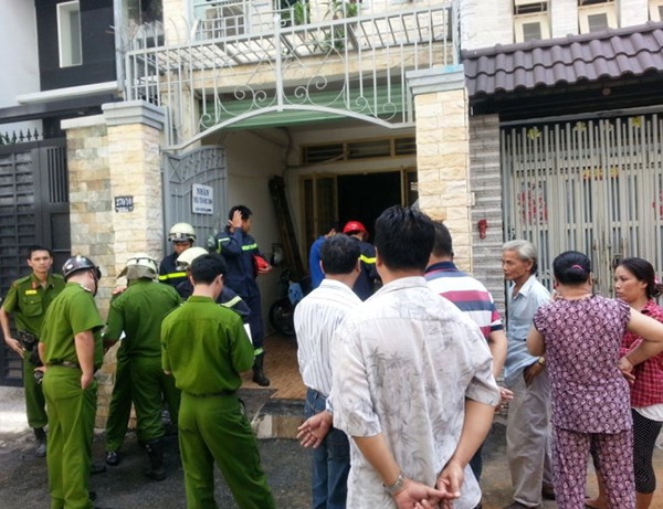 Ch&aacute;y nh&agrave;, người đ&agrave;n &ocirc;ng 40 tuổi chết trong ph&ograve;ng tắm 2