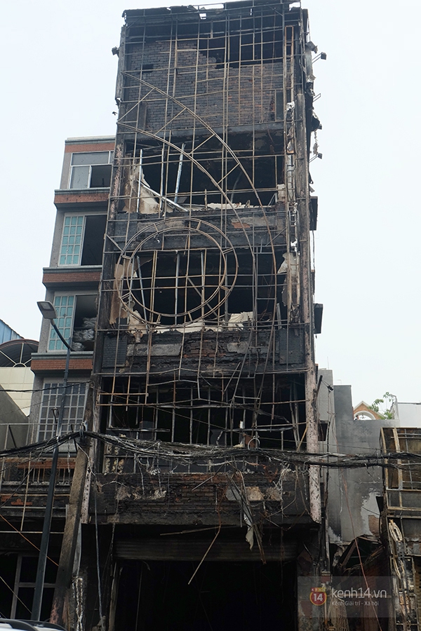 Hiện trường 8 căn nhà trơ khung sau đám cháy dữ dội ở trung tâm Sài Gòn 7
