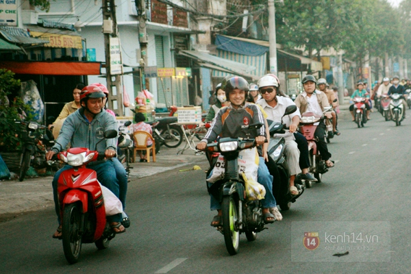 Sáng nay, Sài Gòn mờ ảo trong sương 4