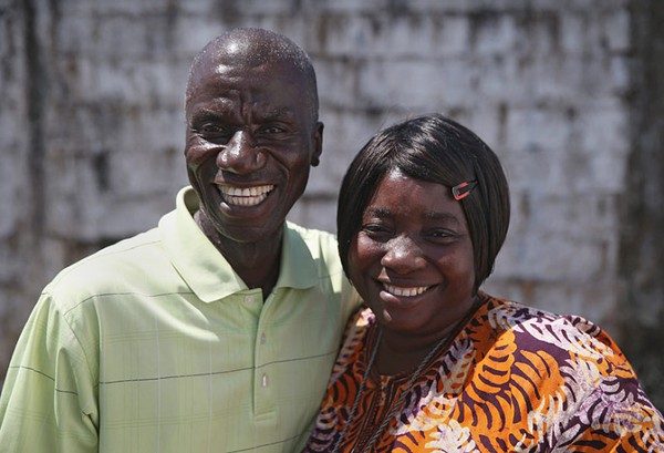 Nụ cười và nước mắt của những người may mắn sống sót trong đại dịch Ebola 7
