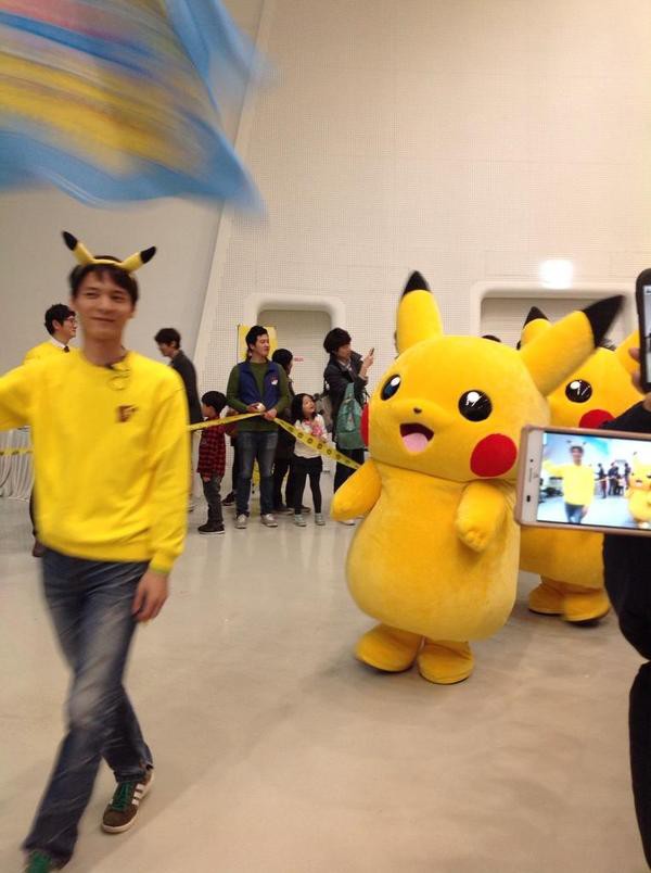 Hàng chục Pikachu khổng lồ xuất hiện khiến giới trẻ Hàn Quốc "phát cuồng" 4