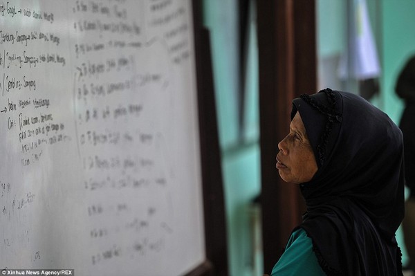 Lở đất tại Indonesia: Khung cảnh tang thương khi số người chết tăng lên 56 8