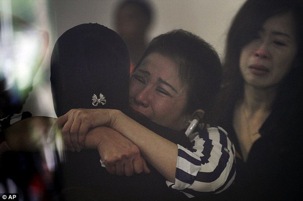 Nhiễu thông tin số thi thể nạn nhân QZ8501 được trục vớt 35
