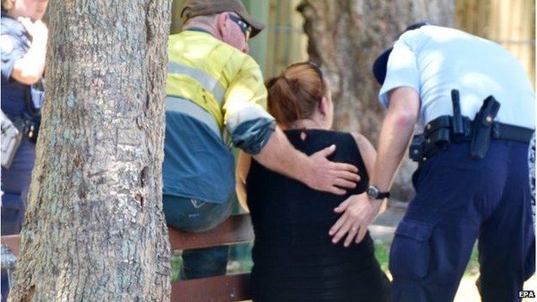 Chùm ảnh: Người dân bàng hoàng trước vụ việc 8 trẻ nhỏ cùng chết trong 1 nhà ở Australia  6