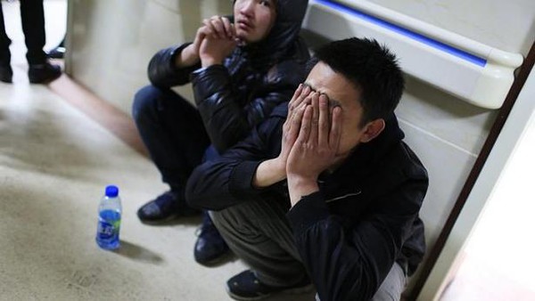 Hiện trường vụ giẫm đạp khiến 35 người chết tại Trung Quốc 14