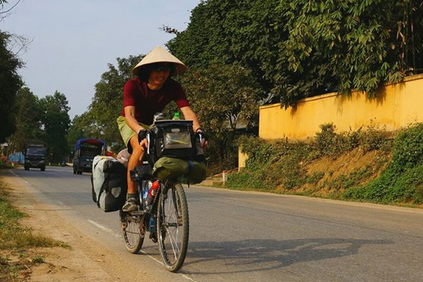 Gặp chàng trai Nhật đạp xe vòng quanh thế giới đang "phượt" tại Việt Nam 1