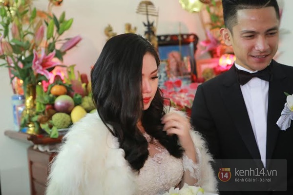 Tâm Tít rơi nước mắt vì xúc động trước khi về nhà chồng 20 Tâm Tít rơi nước mắt vì xúc động trước khi về nhà chồng 20