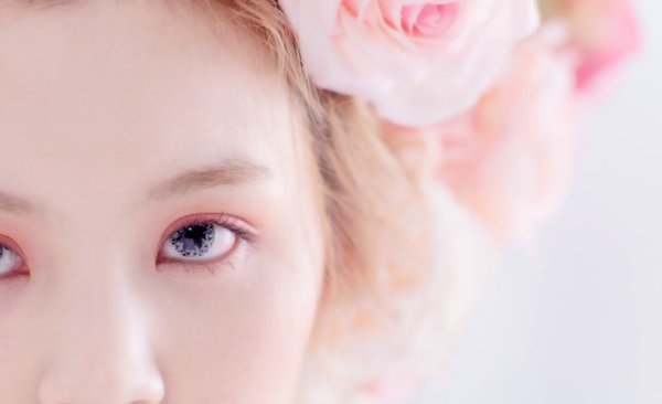 Make up trong trẻo, ngọt ngào như Lee Hi trong MV Rose 3