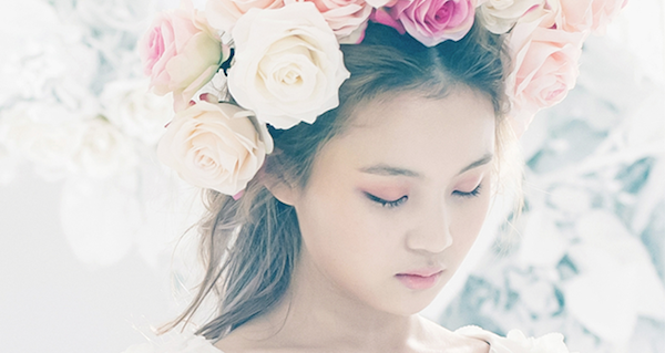 Make up trong trẻo, ngọt ngào như Lee Hi trong MV Rose 6