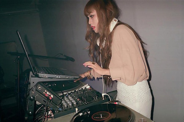 Amy Phạm - Fashion Icon kiêm DJ gốc Việt đa tài 6
