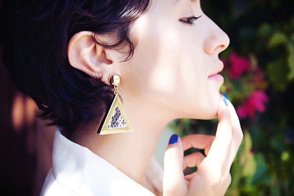 Kh&aacute;m ph&aacute; style trendy "lai" vintage của fashionista Karla Deras 15