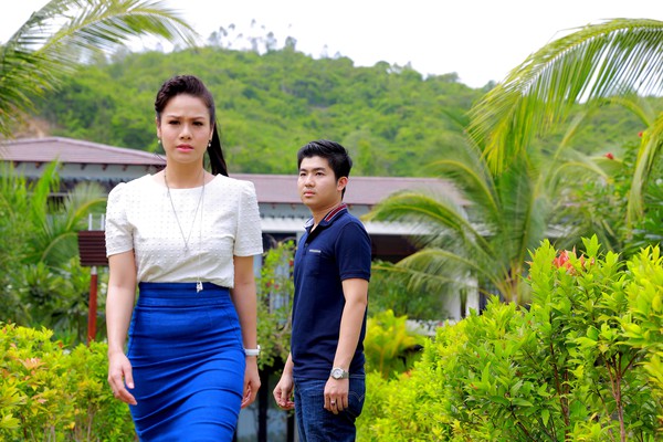 Chồng Nhật Kim Anh mặc váy cưới cầu hôn vợ trong MV 5