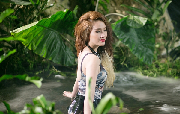 Bảo Thy khoe vũ đạo điêu luyện trong MV "Single Lady" phiên bản Dance 9