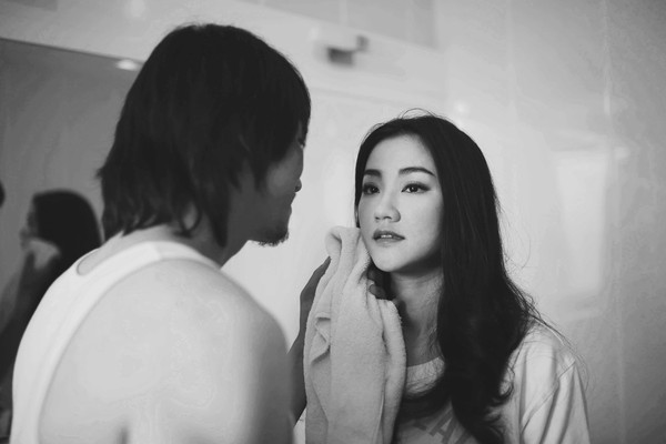 Maya h&oacute;a th&acirc;n th&agrave;nh cụ b&agrave; sau tin đồn bầu b&igrave; 7