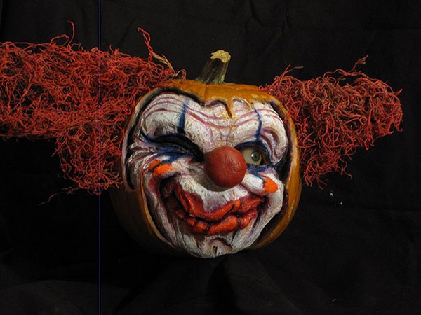 Những t&aacute;c phẩm đi&ecirc;u khắc b&iacute; ng&ocirc; kinh dị v&agrave; đẹp đến kh&oacute; tin cho ng&agrave;y Halloween 16