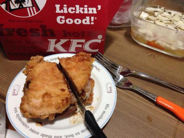"Choáng" trước món hamburger toàn thịt của KFC Hàn Quốc 5