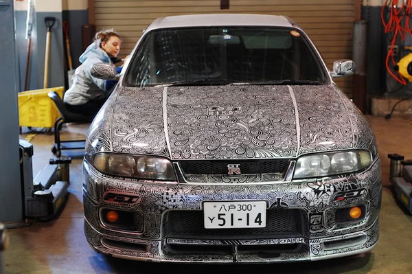 Thích mắt với màn "thay áo" cho Nissan Skyline GTR 9