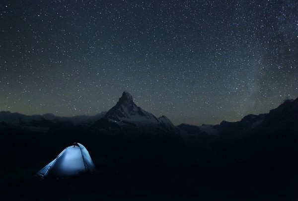 Chùm ảnh đẹp đến ngoạn mục về cuộc phiêu lưu của chàng trai người Ba Lan trên dãy núi Alps 33