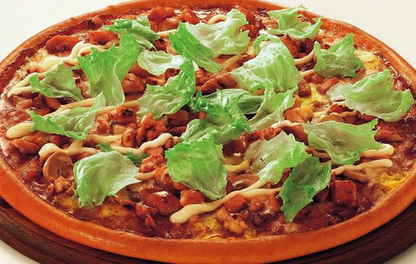 Bất ngờ với những món pizza siêu "kỳ quặc" đến từ Nhật Bản 6