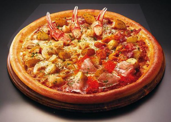 Bất ngờ với những món pizza siêu "kỳ quặc" đến từ Nhật Bản 7