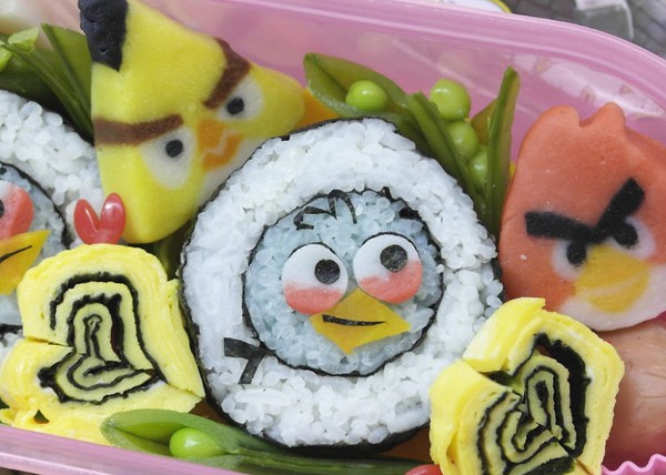 Bộ sưu tập c&aacute;c t&aacute;c phẩm sushi dễ thương v&agrave; ngộ nghĩnh d&agrave;nh cho người s&agrave;nh ăn (P.2) 4