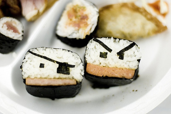 Bộ sưu tập c&aacute;c t&aacute;c phẩm sushi dễ thương v&agrave; ngộ nghĩnh d&agrave;nh cho người s&agrave;nh ăn (P.2) 10