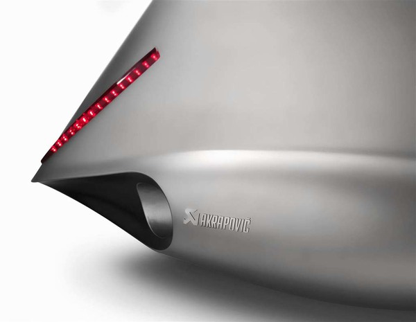 Akrapovic Full Moon: Concept siêu xe với nhiều công nghệ độc đáo 4