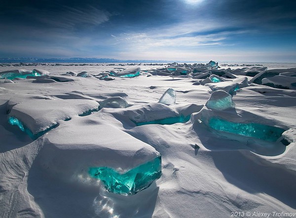 Những hồ băng đẹp tựa xứ sở thần tiên trên khắp thế giới 1