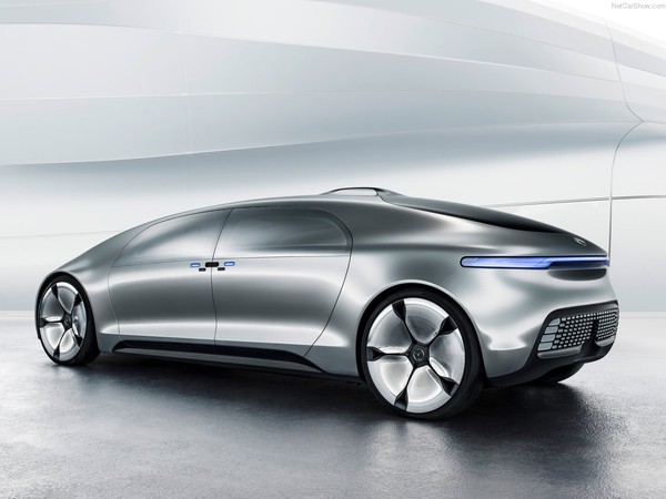 F 015 Luxury in Motion: Xe tự lái dành cho tương lai của Mercedes-Benz 8