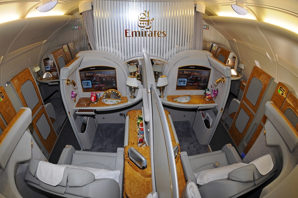 Ghế hạng nhất trên máy bay A380 của hãng Emirates "sang chảnh" đến mức nào? 6