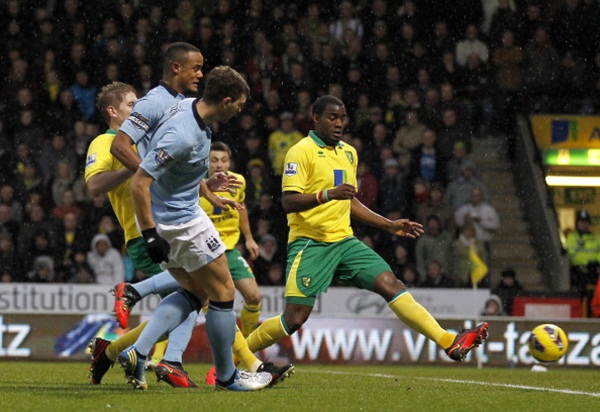 Norwich - Man City: 3 điểm đầy nhọc nhằn 1