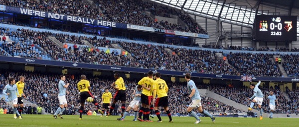 Man City - Watford: Nụ cười Mancini 1