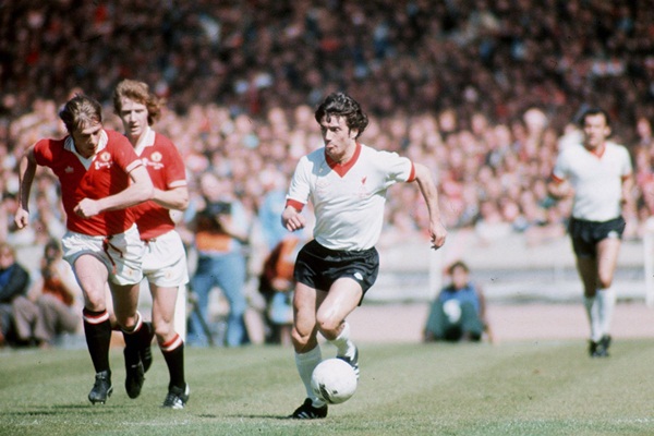 Những khoảnh khắc ấn tượng của c&aacute;c trận derby MU - Liverpool 4