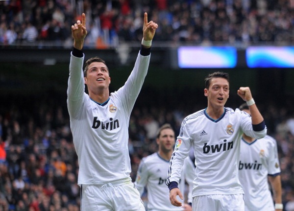Real Madrid - Getafe: Hattrick của Ronaldo 3