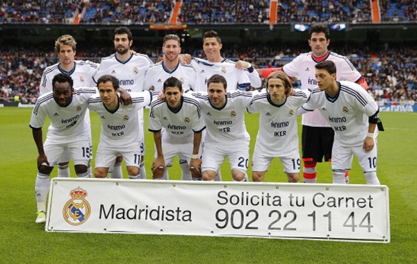Real Madrid tri ân Casillas 1