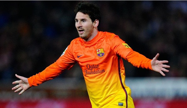 Messi gia nhập "CLB 300": Lại thêm một kỉ lục 1