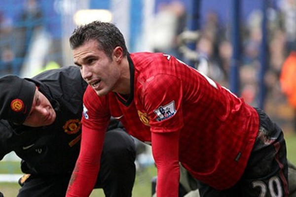 Vấn đề của MU: Khi Van Persie ngừng ghi bàn 3