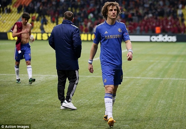 Benitez ủng hộ Lampard "mắng" Luiz 3