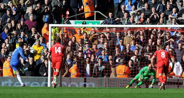 Nhìn lại trận hòa nghẹt thở của Liverpool trước Chelsea 11