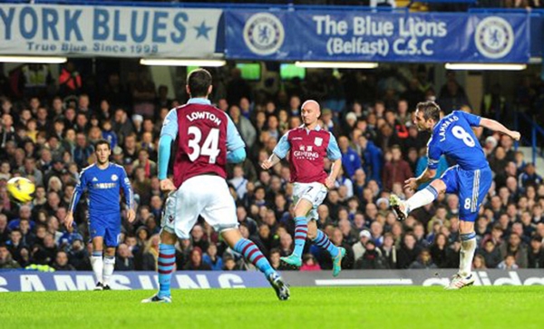 18h45 11/5 Aston Villa - Chelsea: Chắc suất Champions League 3