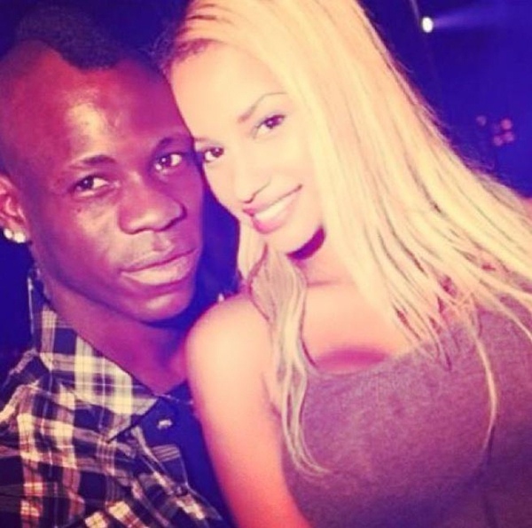Balotelli và bồ cũ bất ngờ... "yêu lại từ đầu" 1