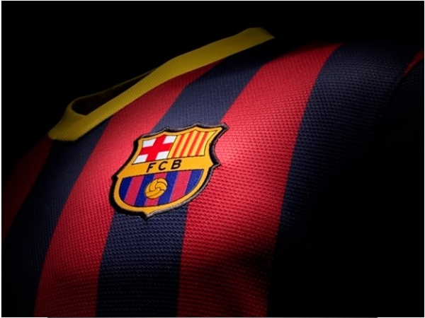 Barcelona chính thức ra mắt mẫu áo mới 3