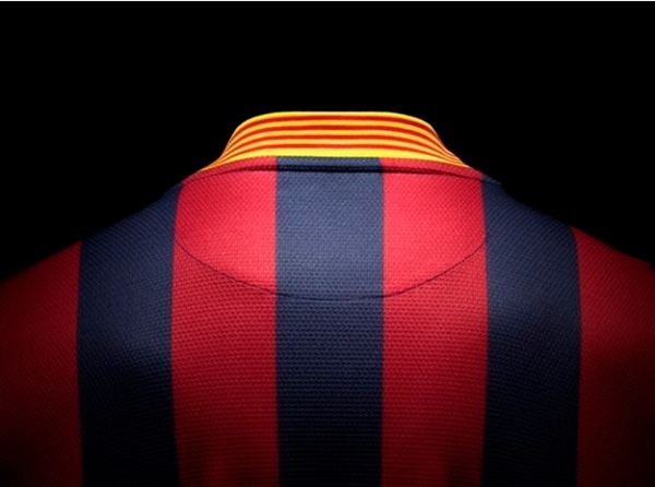 Barcelona chính thức ra mắt mẫu áo mới 4