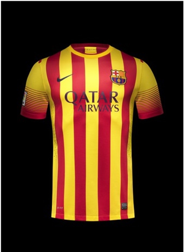 Barcelona chính thức ra mắt mẫu áo mới 7