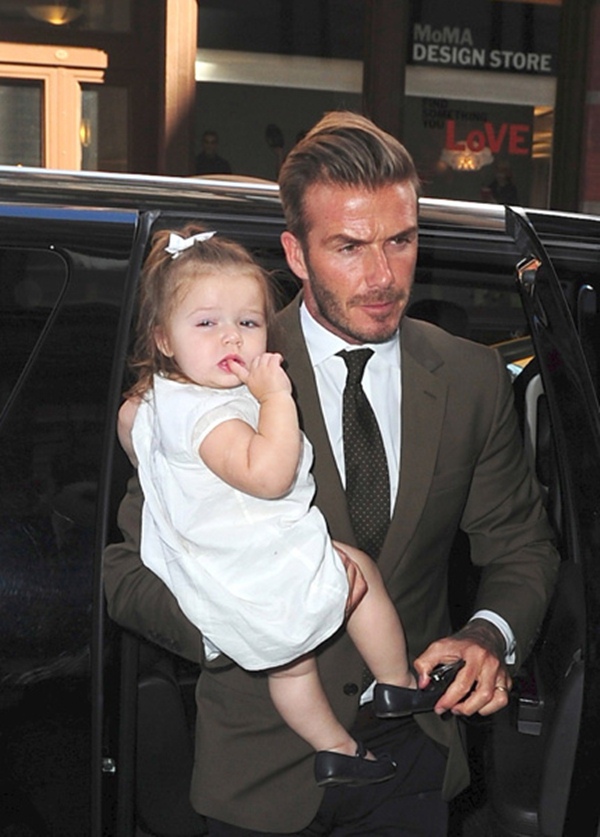 David Beckham nhận danh hiệu "Ông bố lý tưởng" 2