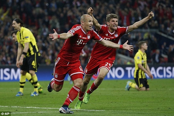 Chùm ảnh: "Hùm xám" Bayern gầm vang trên Wembley 25