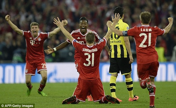 Chùm ảnh: "Hùm xám" Bayern gầm vang trên Wembley 28